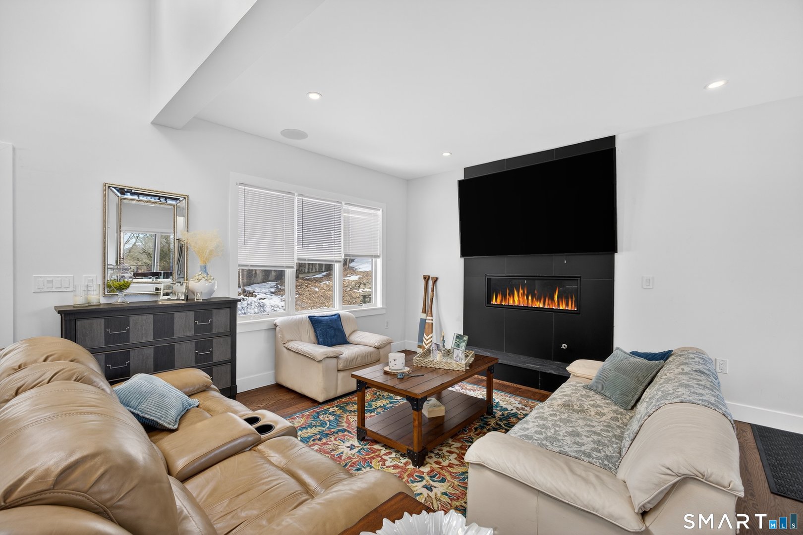 16 Cornwall Road Photo 8