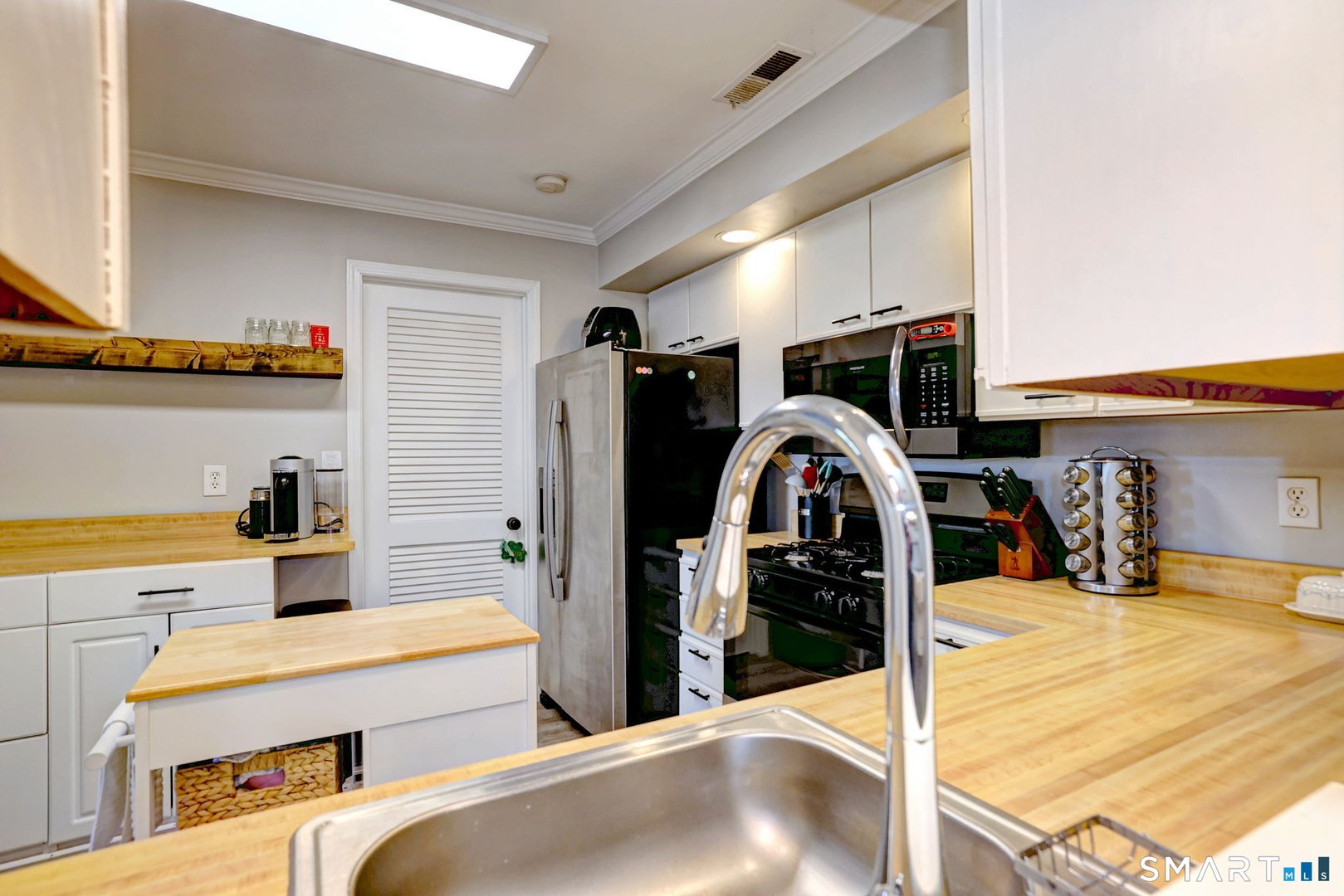 50 Greenview Lane #50 Photo 8