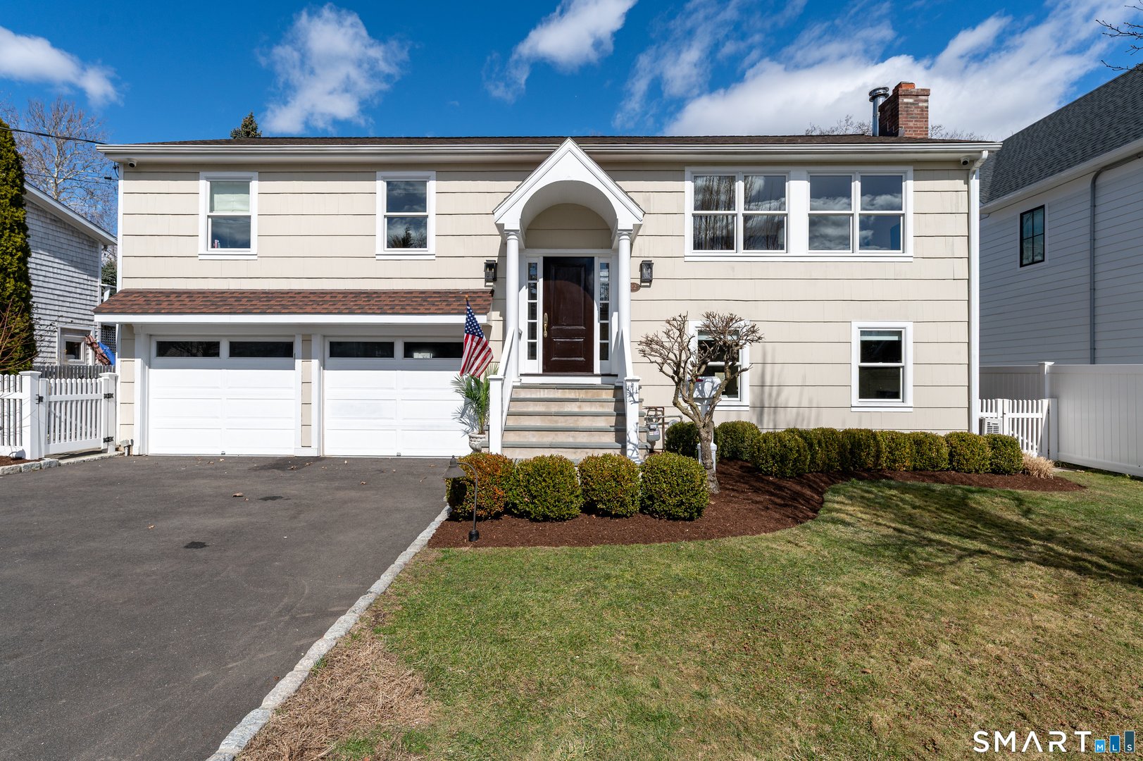 22 Auldwood Road Photo 1