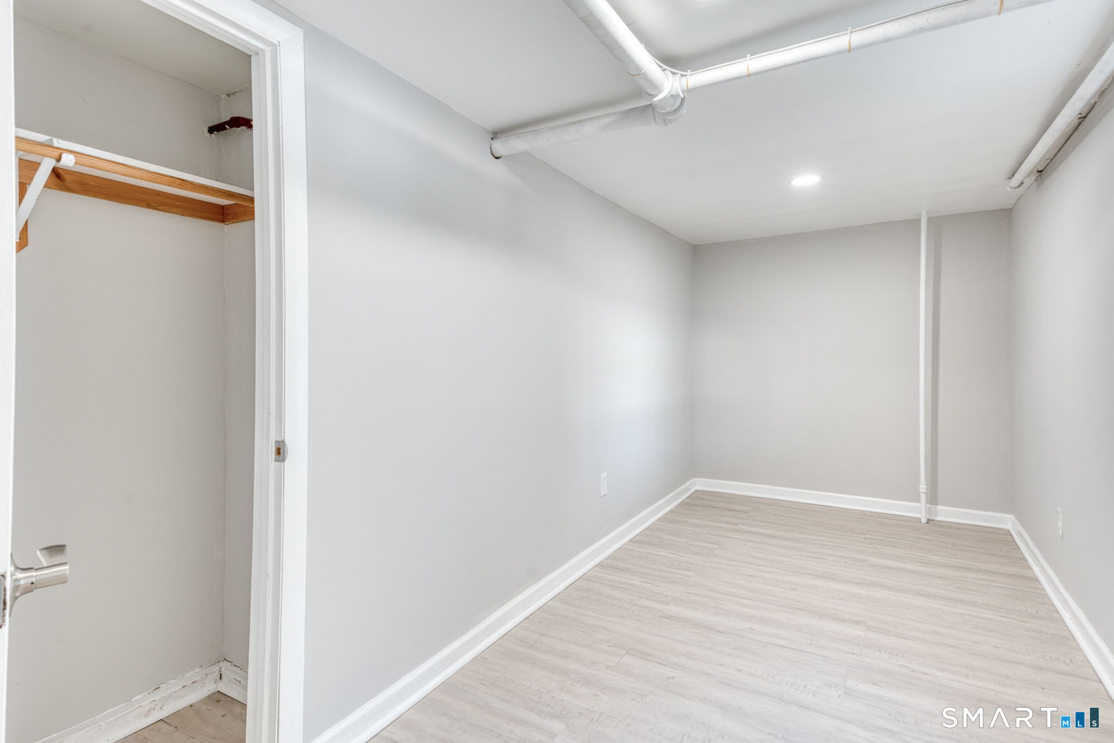 41 East High Street Photo 10