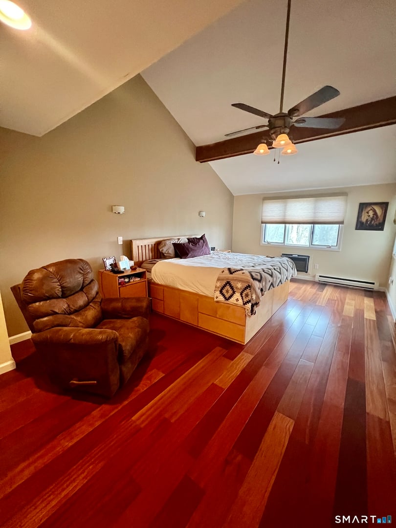 305 Cliffside Drive Photo 11