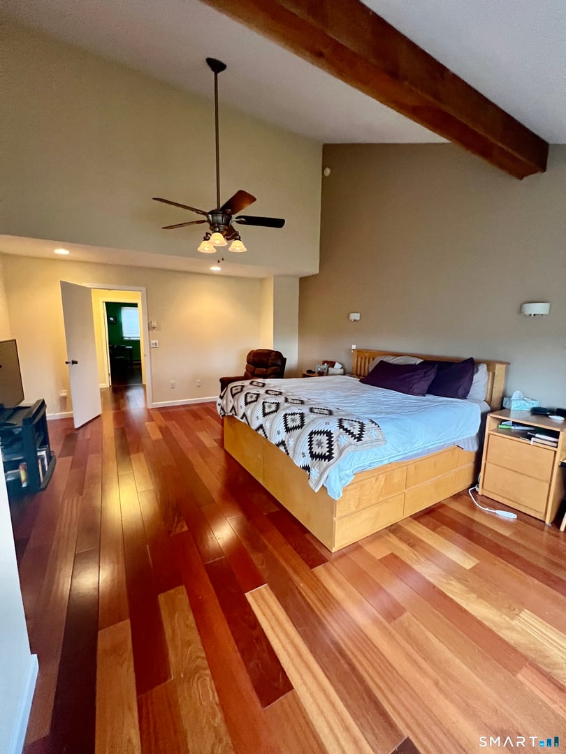 305 Cliffside Drive Photo 12