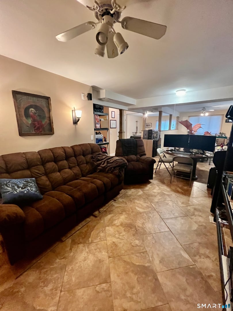 305 Cliffside Drive Photo 18