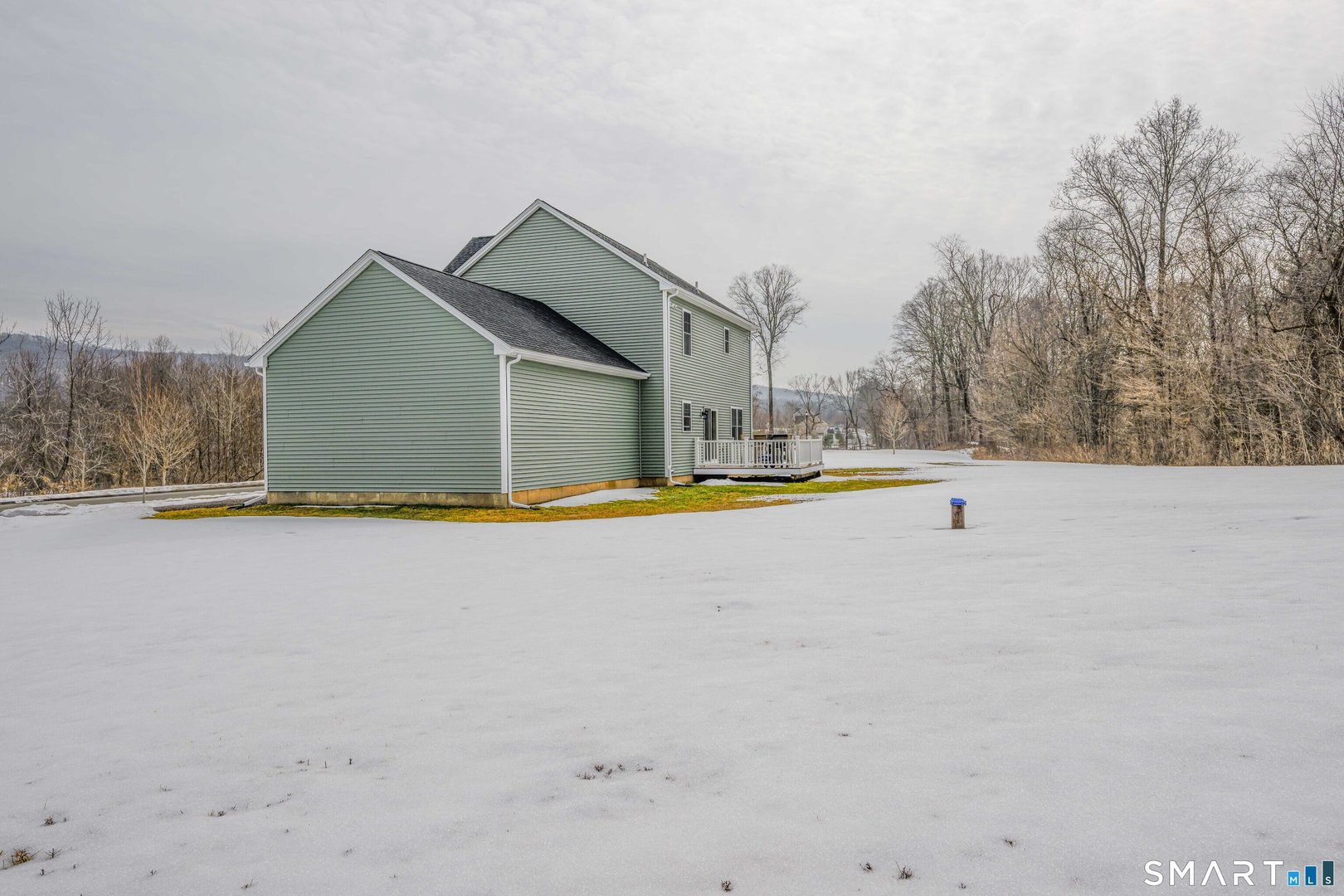 2 Farmington Drive Photo 35