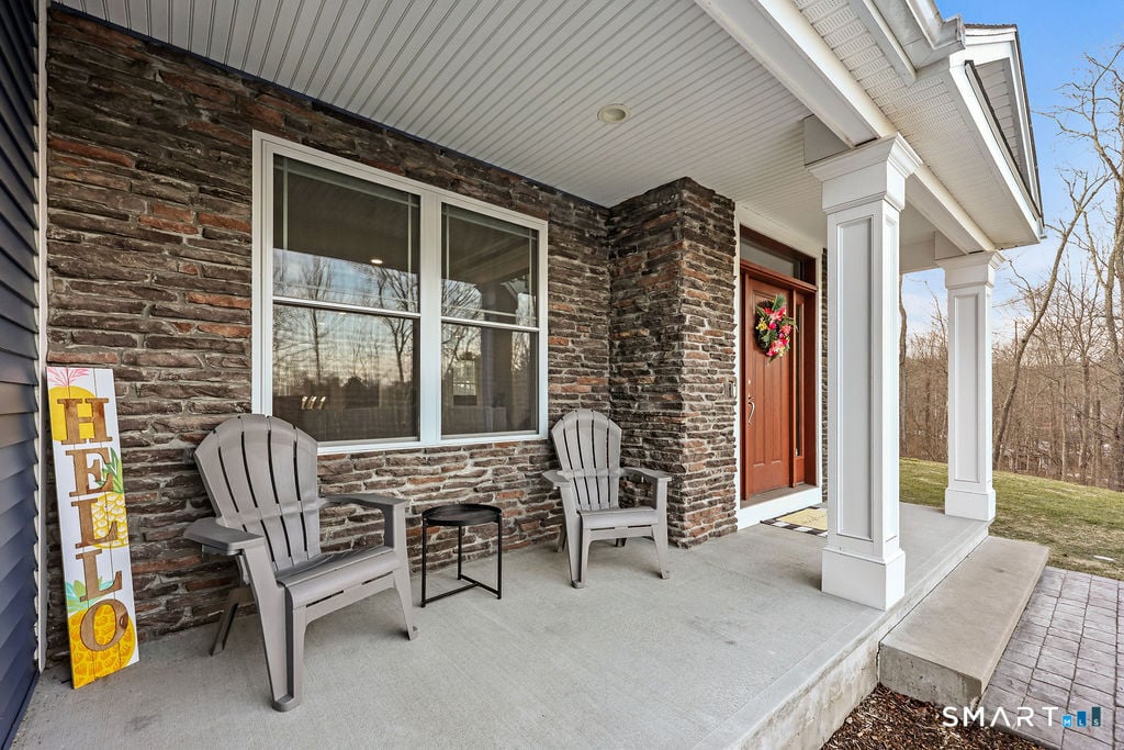 399 Hill Road Photo 7