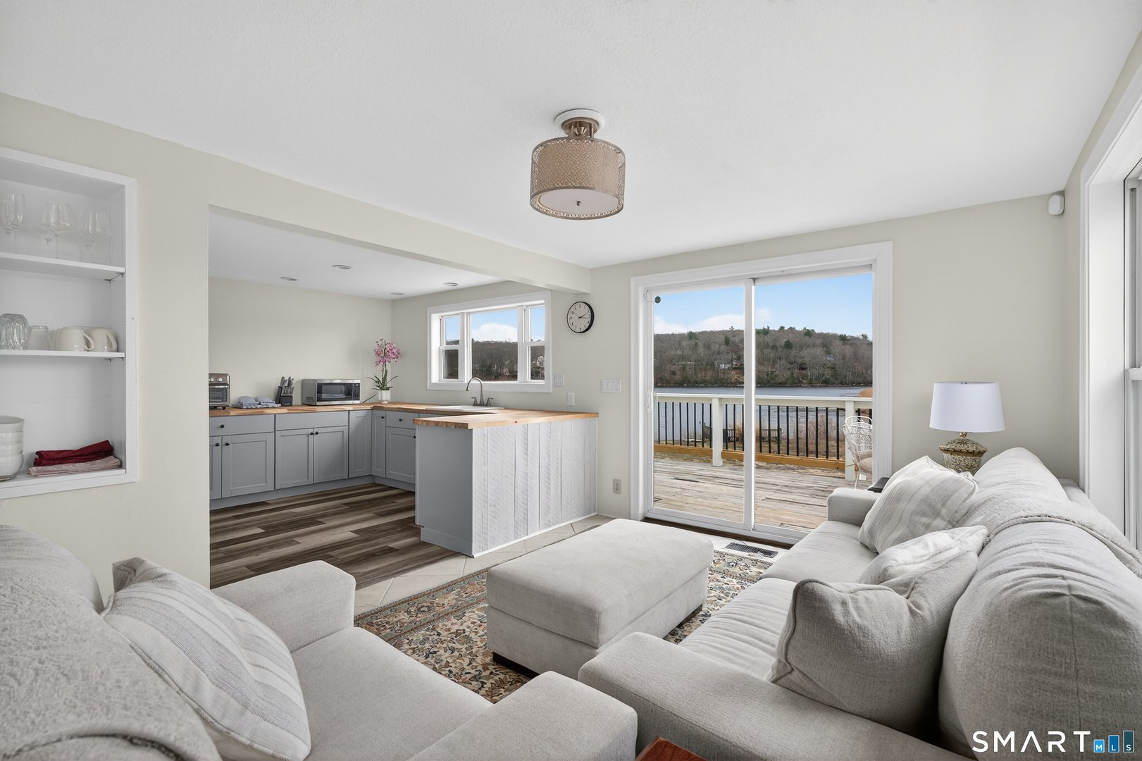 43 Drawbridge Road Photo 7