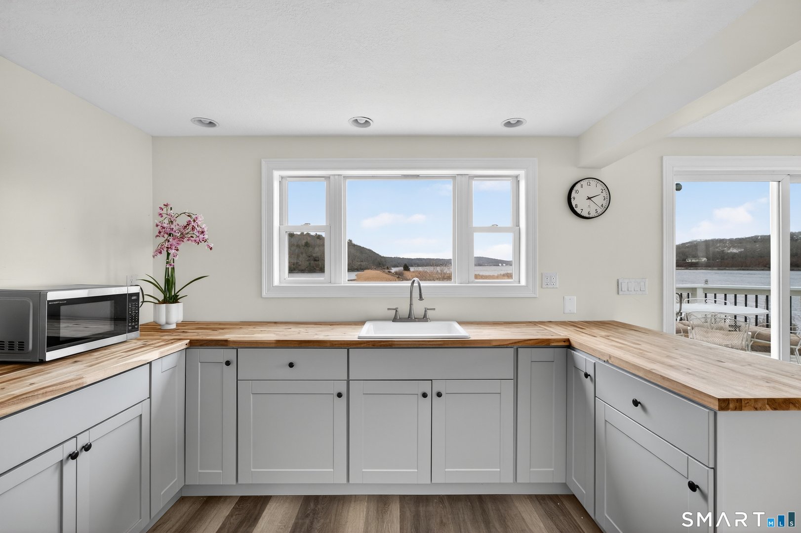 43 Drawbridge Road Photo 14