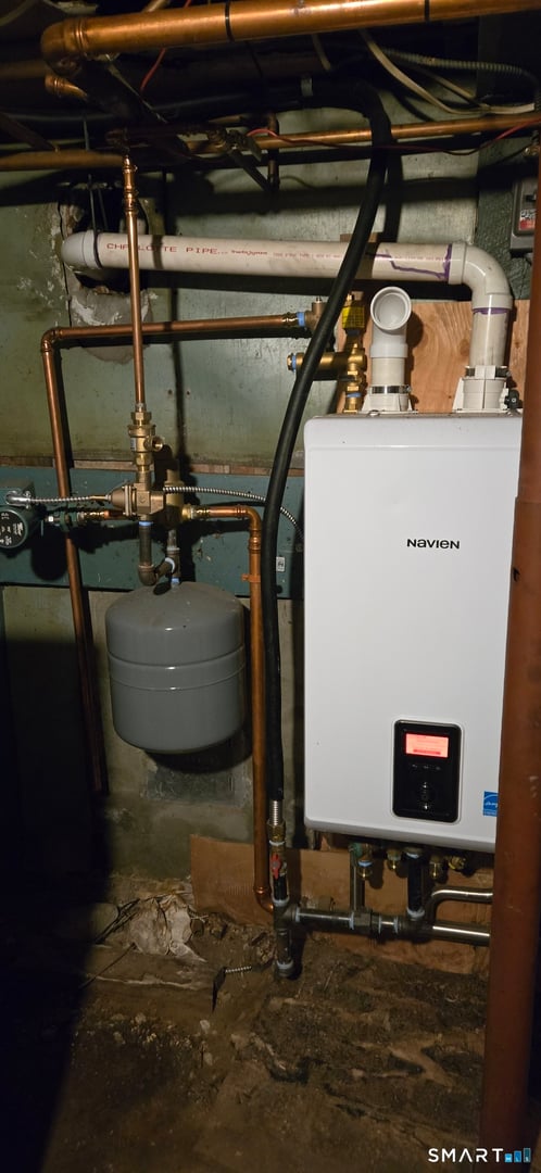 87 Main Street Photo 15