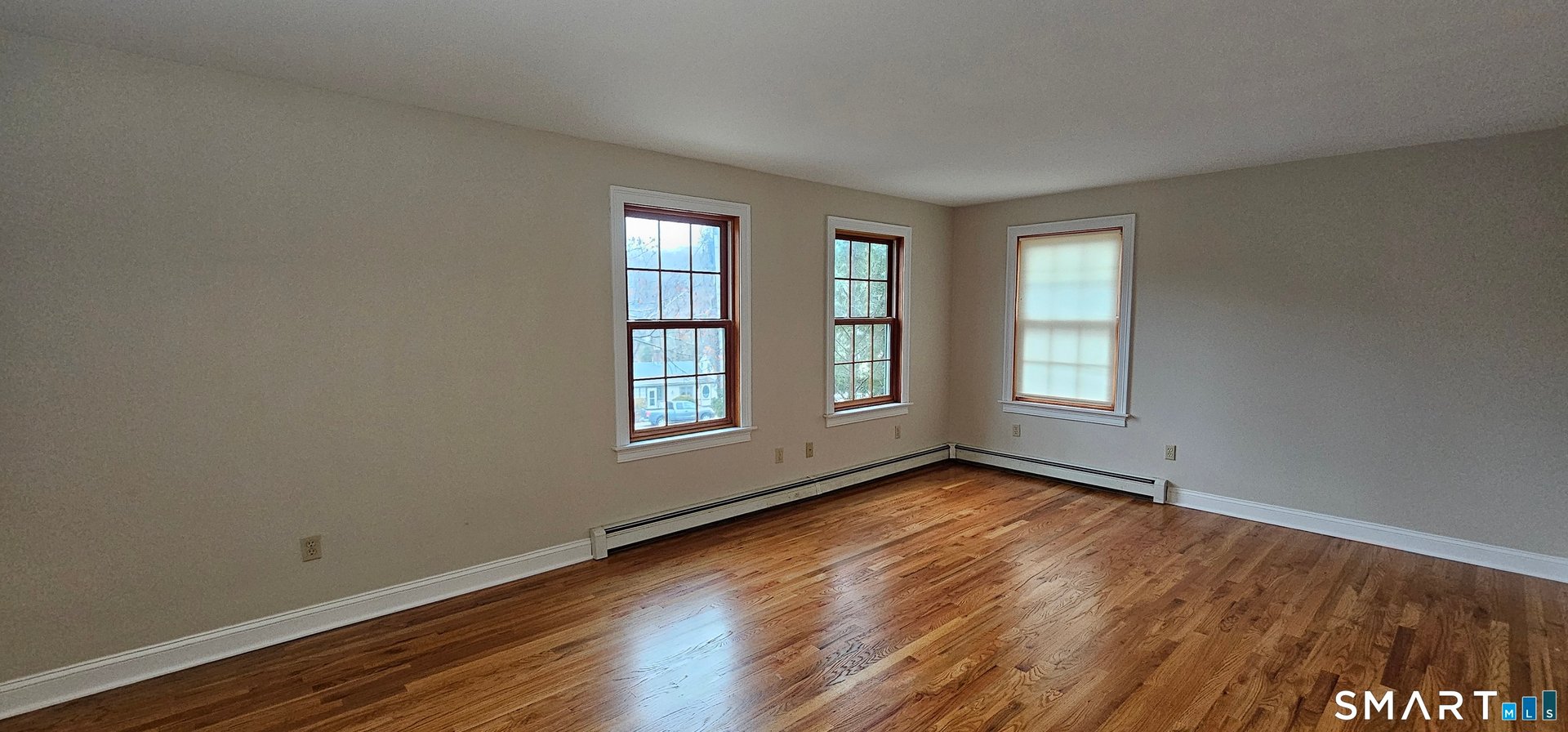 87 Main Street Photo 24