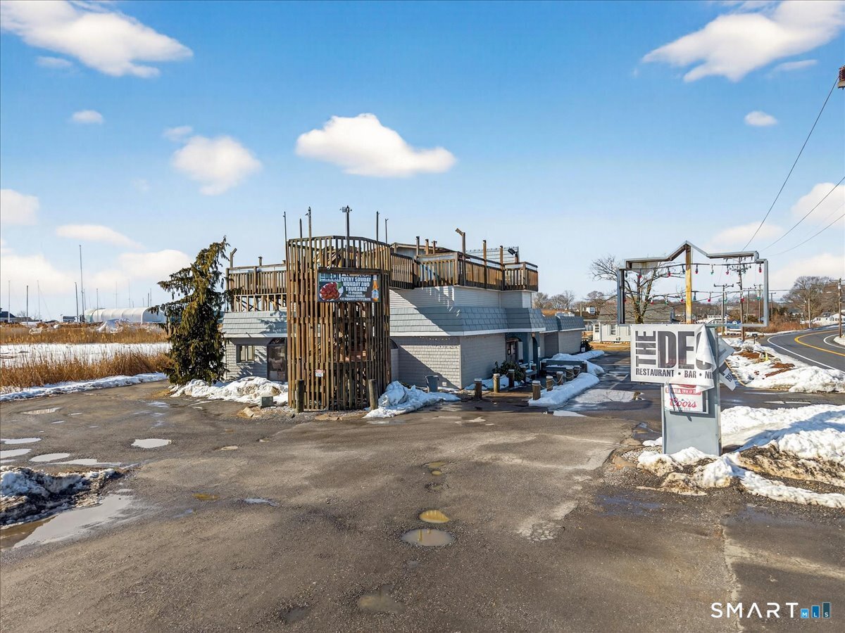 359 Boston Post Road Photo 31