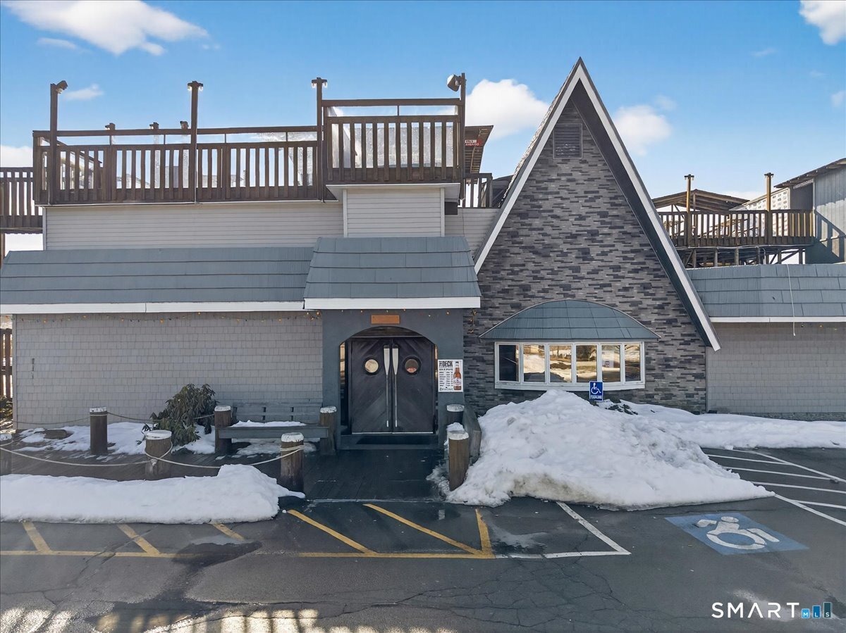 359 Boston Post Road Photo 39