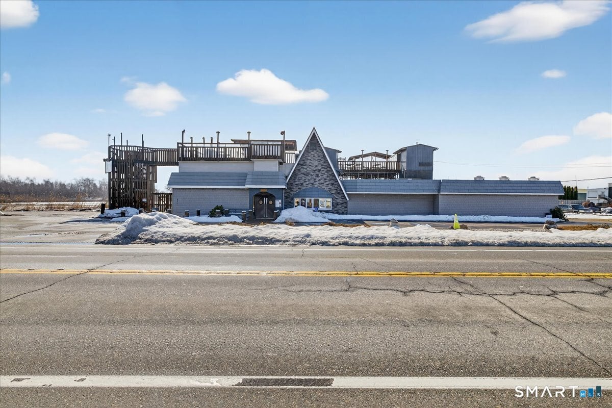 359 Boston Post Road Photo 40