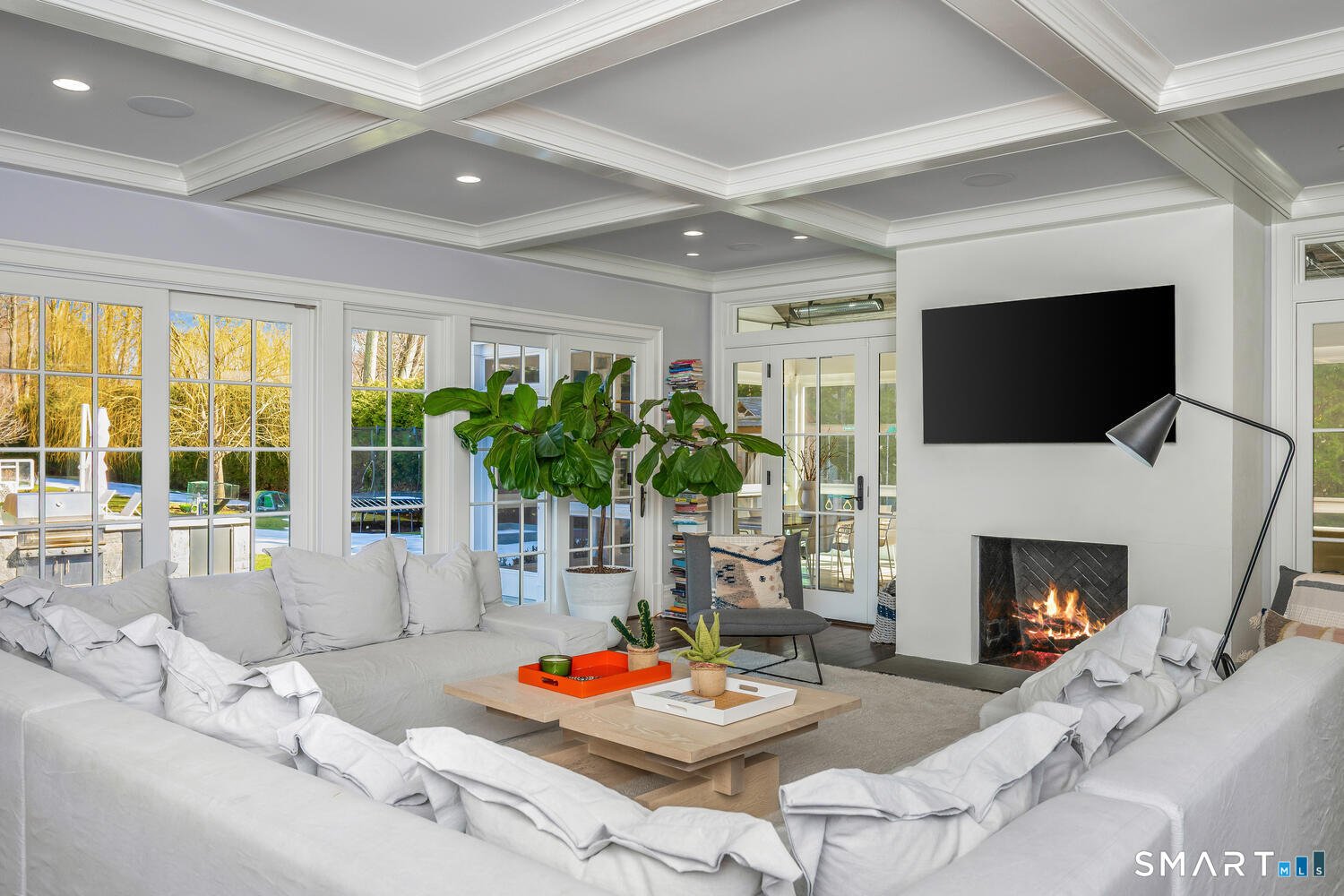 304 Brookside Road Photo 11