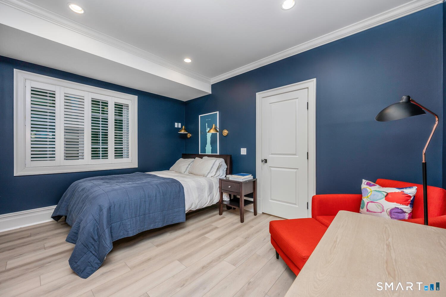 304 Brookside Road Photo 31