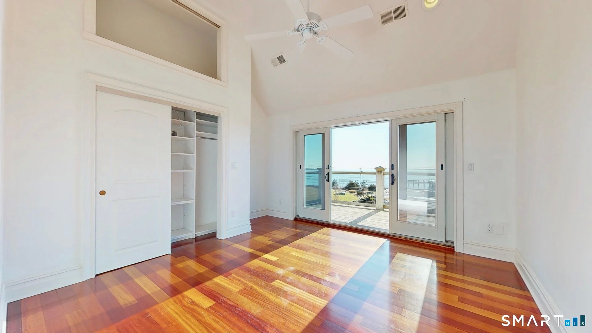 590 Gulf Street Photo 25