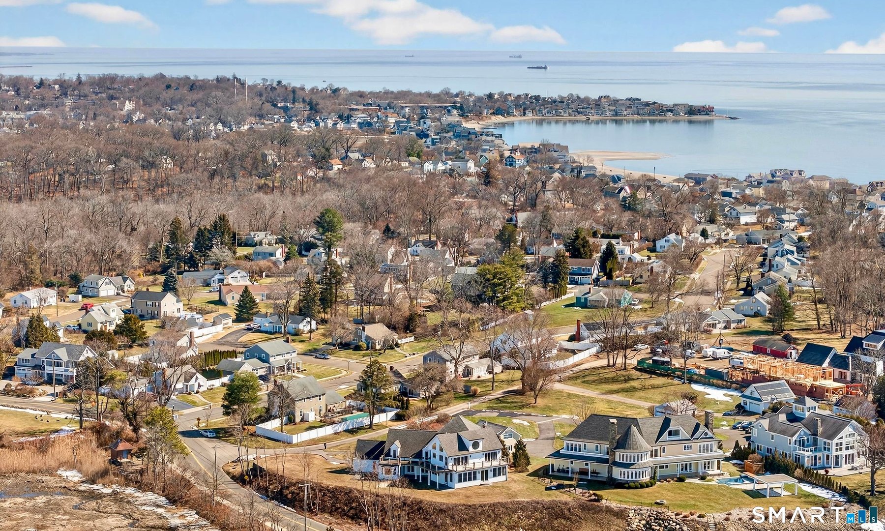 590 Gulf Street Photo 27