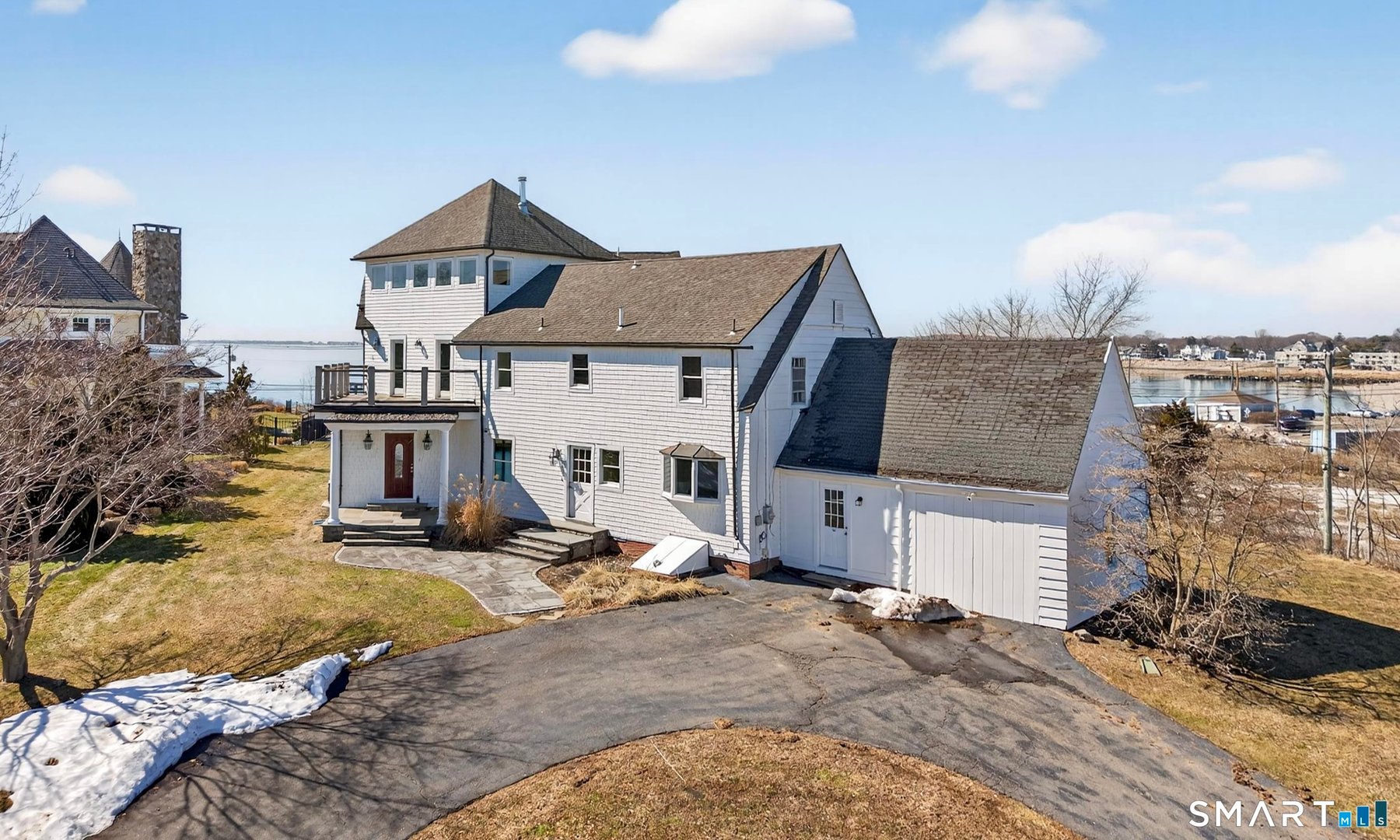 590 Gulf Street Photo 39