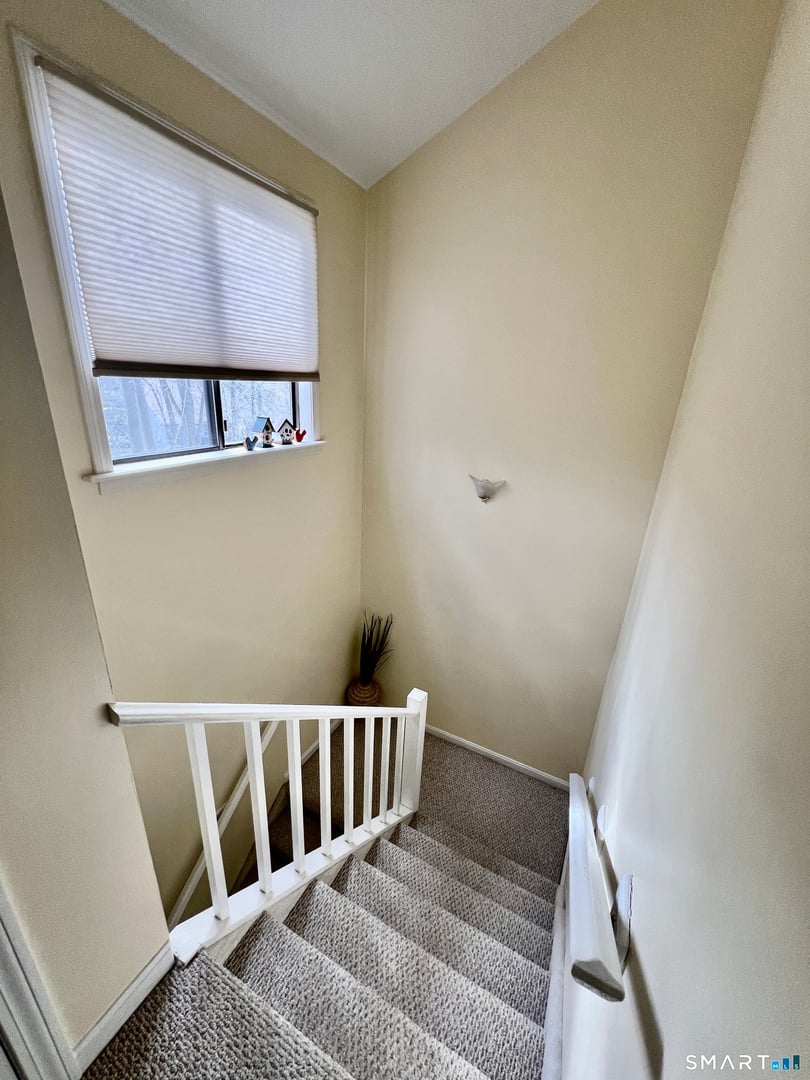 373 Trailsend Drive Photo 5