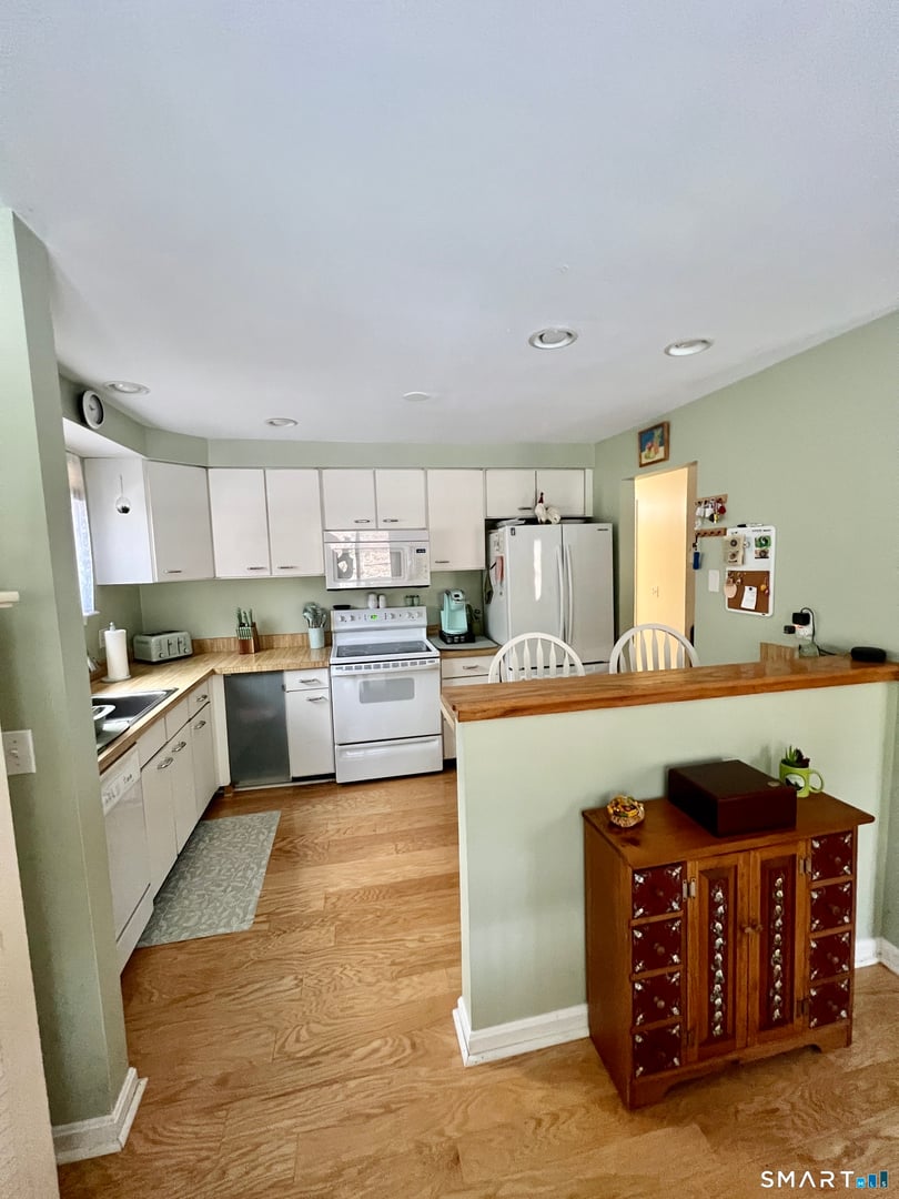 373 Trailsend Drive Photo 7