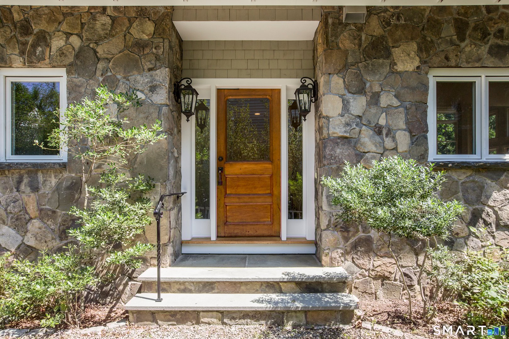 14 Burr Road Photo 2