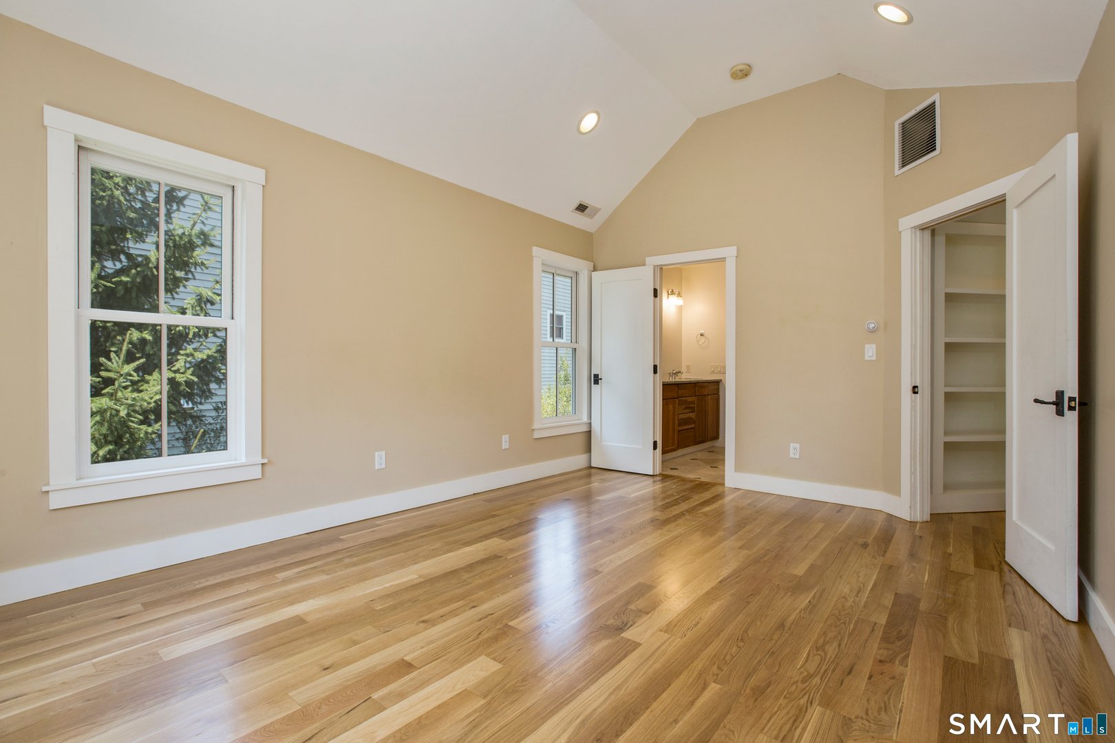 14 Burr Road Photo 14