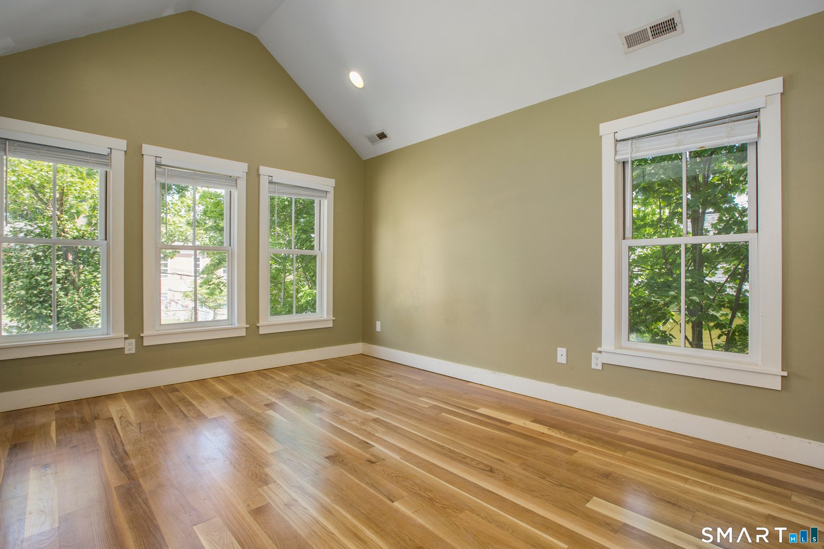 14 Burr Road Photo 17