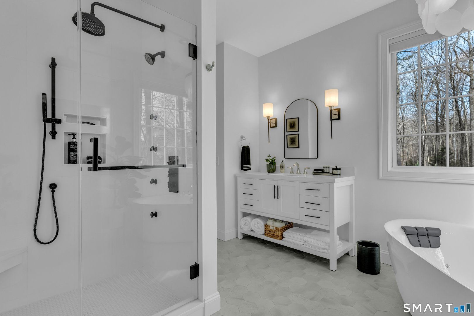 672 Route 81 Photo 17