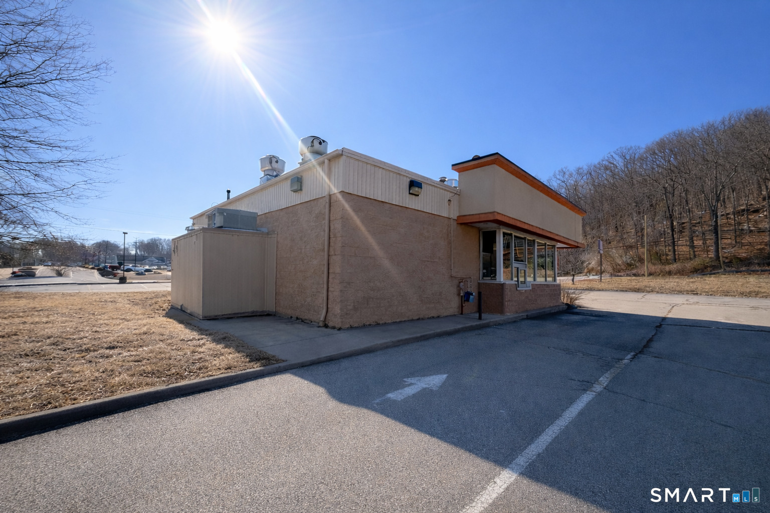 641 Norwich New London Turnpike Photo 3