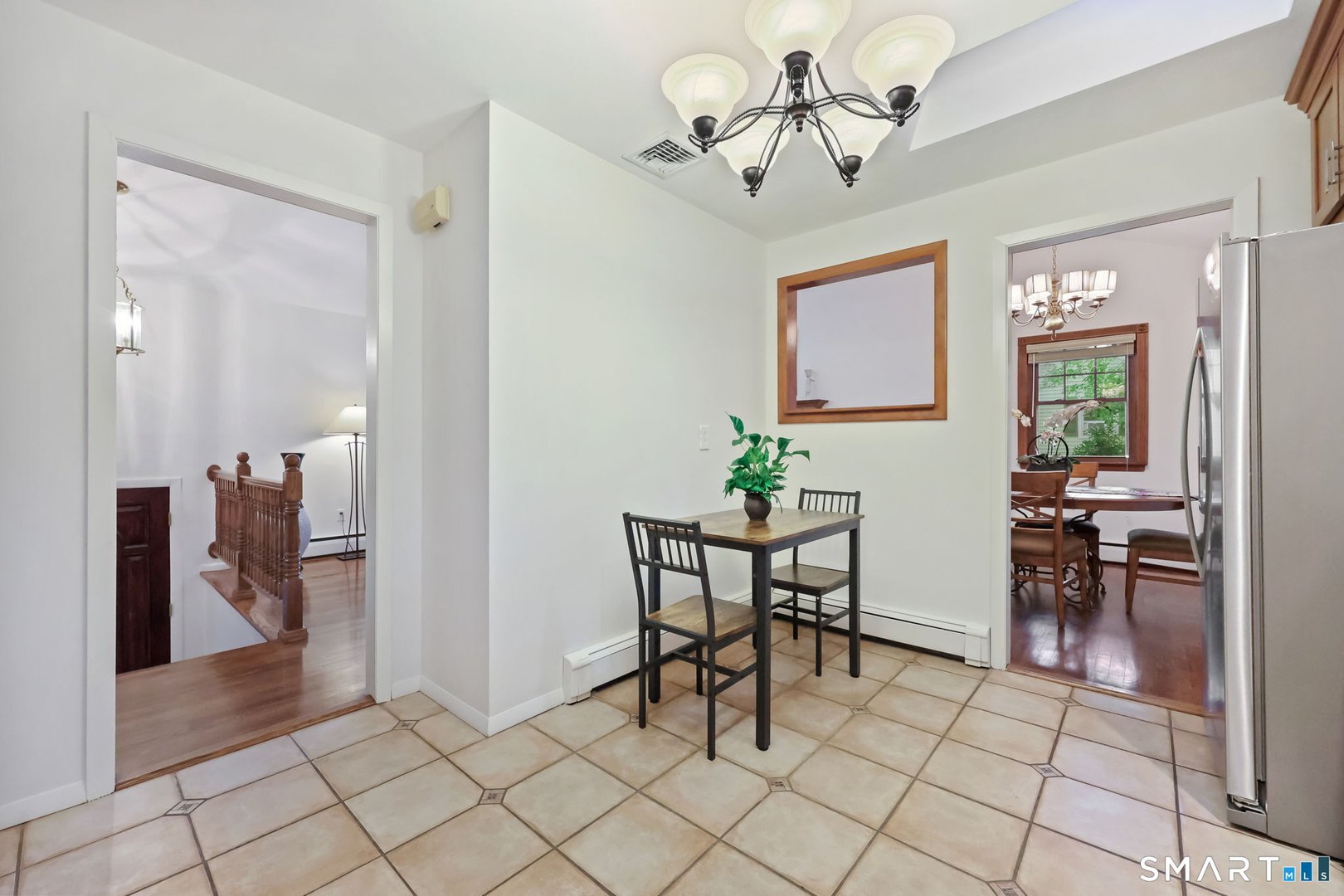 8 Dorset Road Photo 9