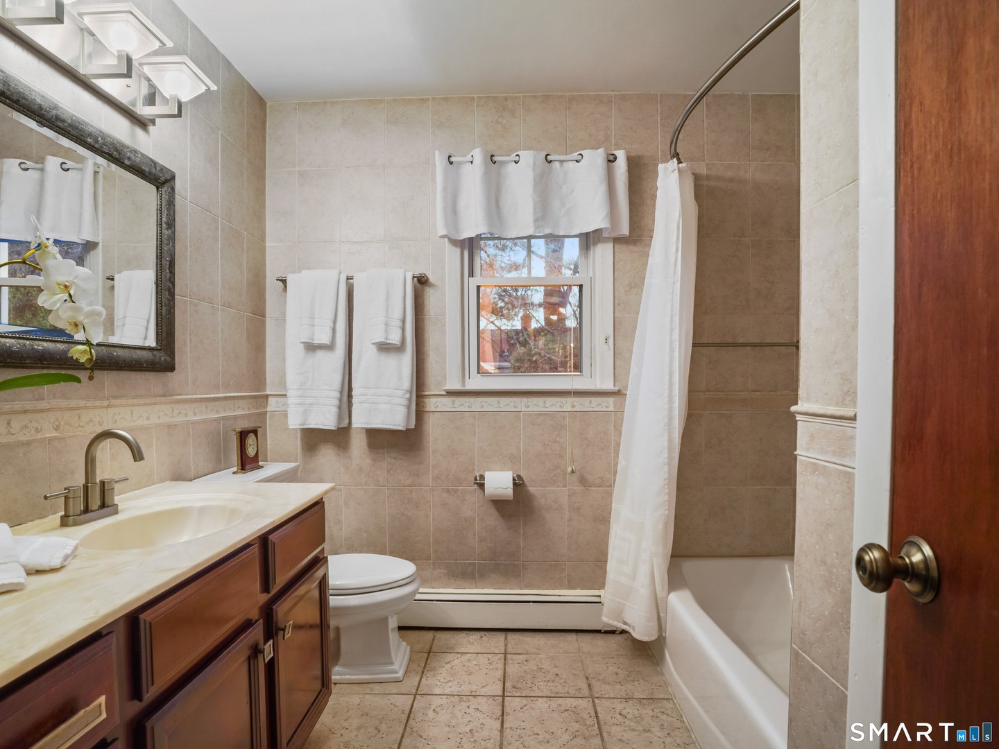 8 Dorset Road Photo 13