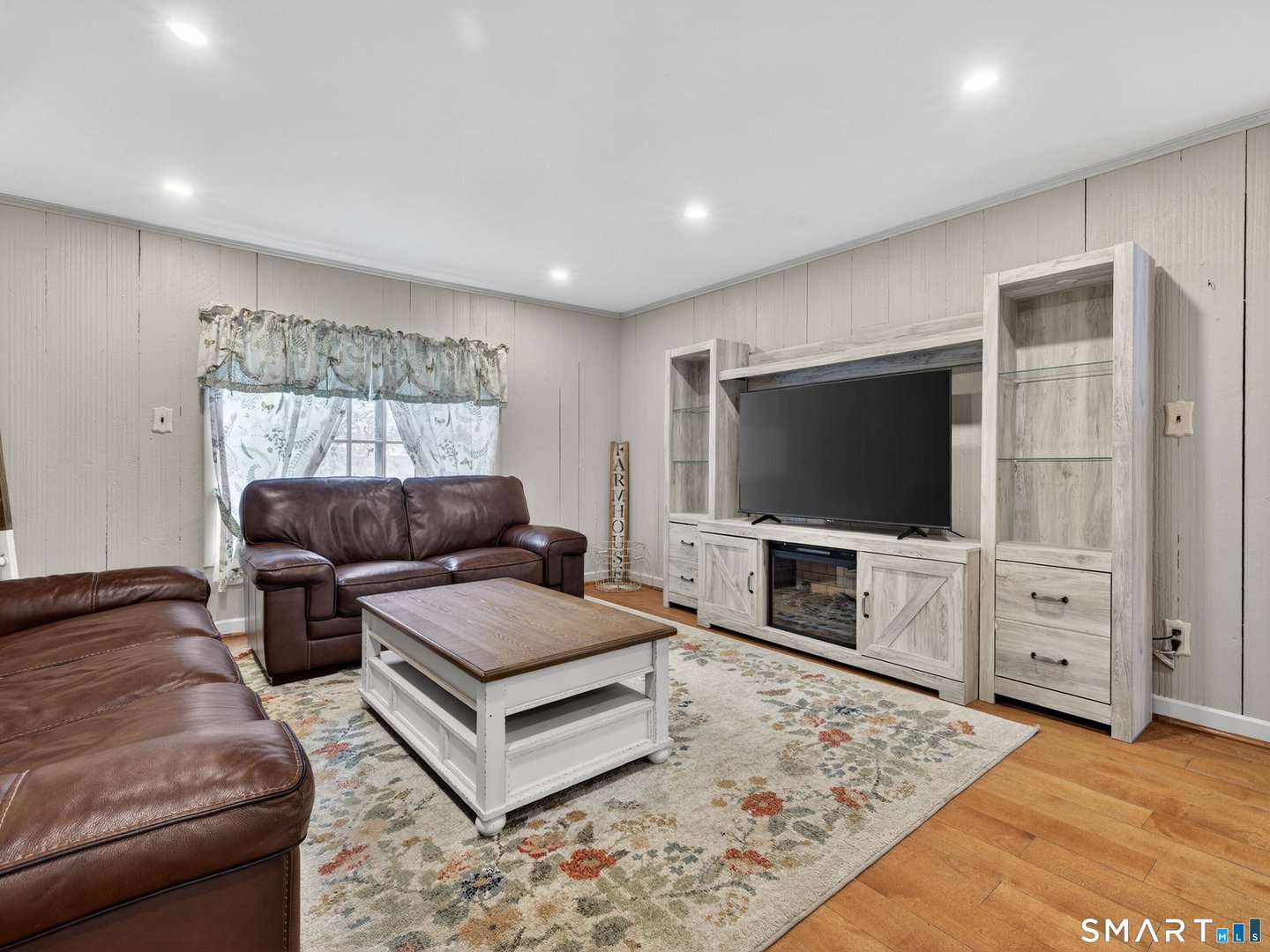 375 Old Jewett City Road Photo 7