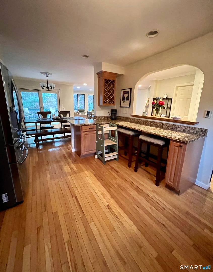 473 Evergreen Road Photo 8