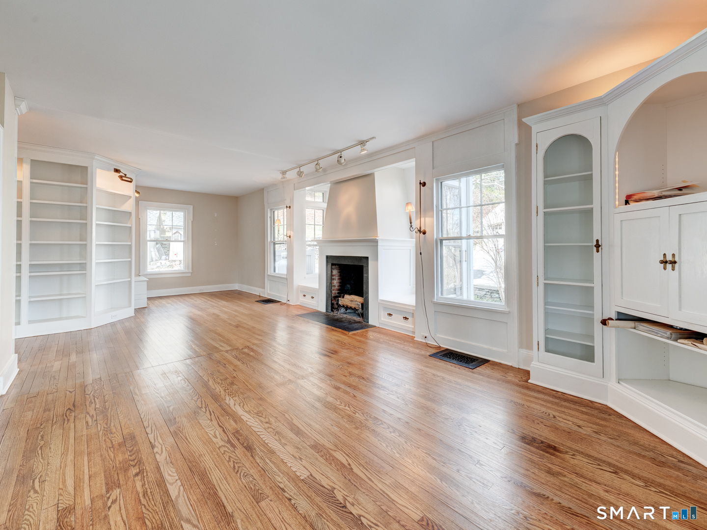 6 Pelton Hill Photo 7