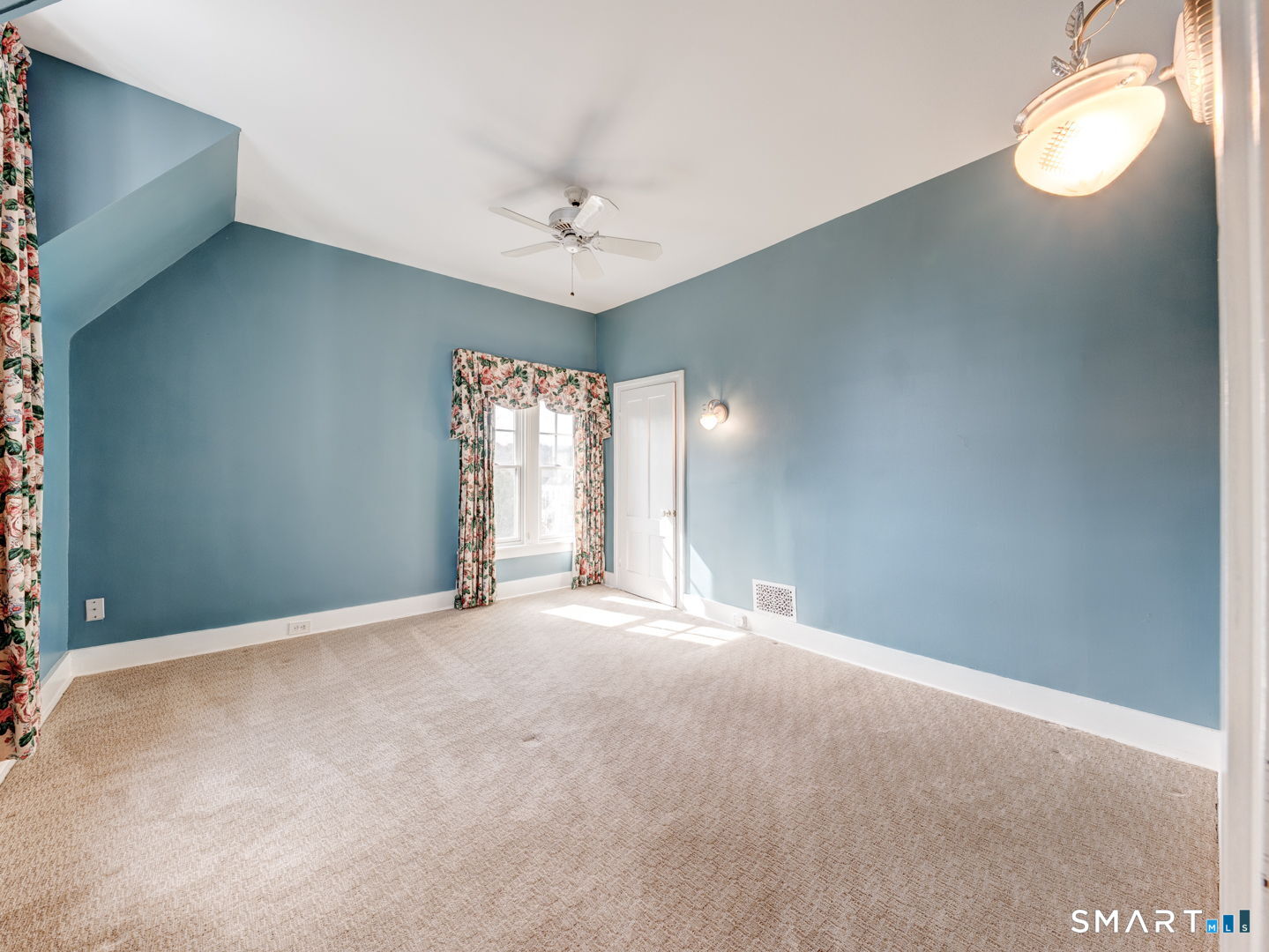 6 Pelton Hill Photo 20