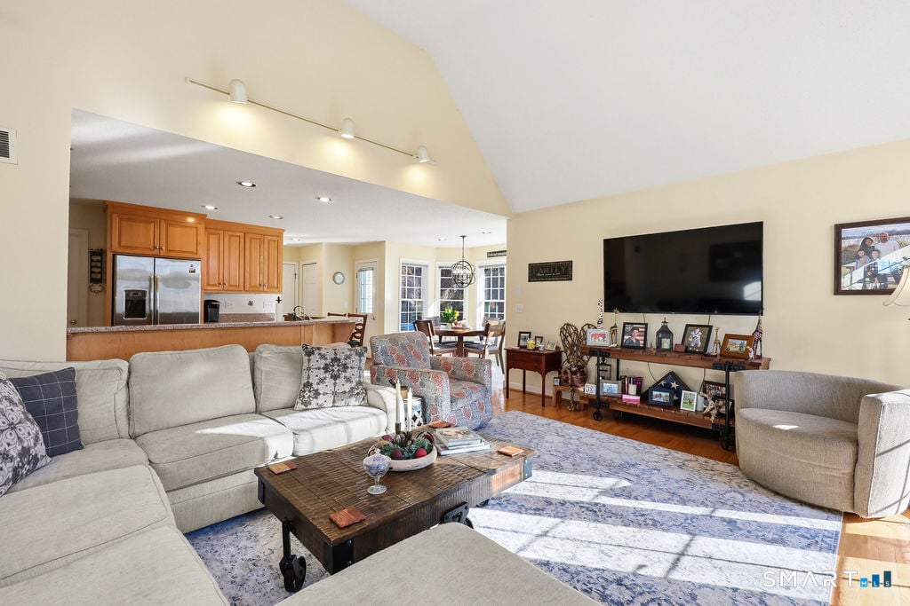 73 High Valley Drive Photo 15