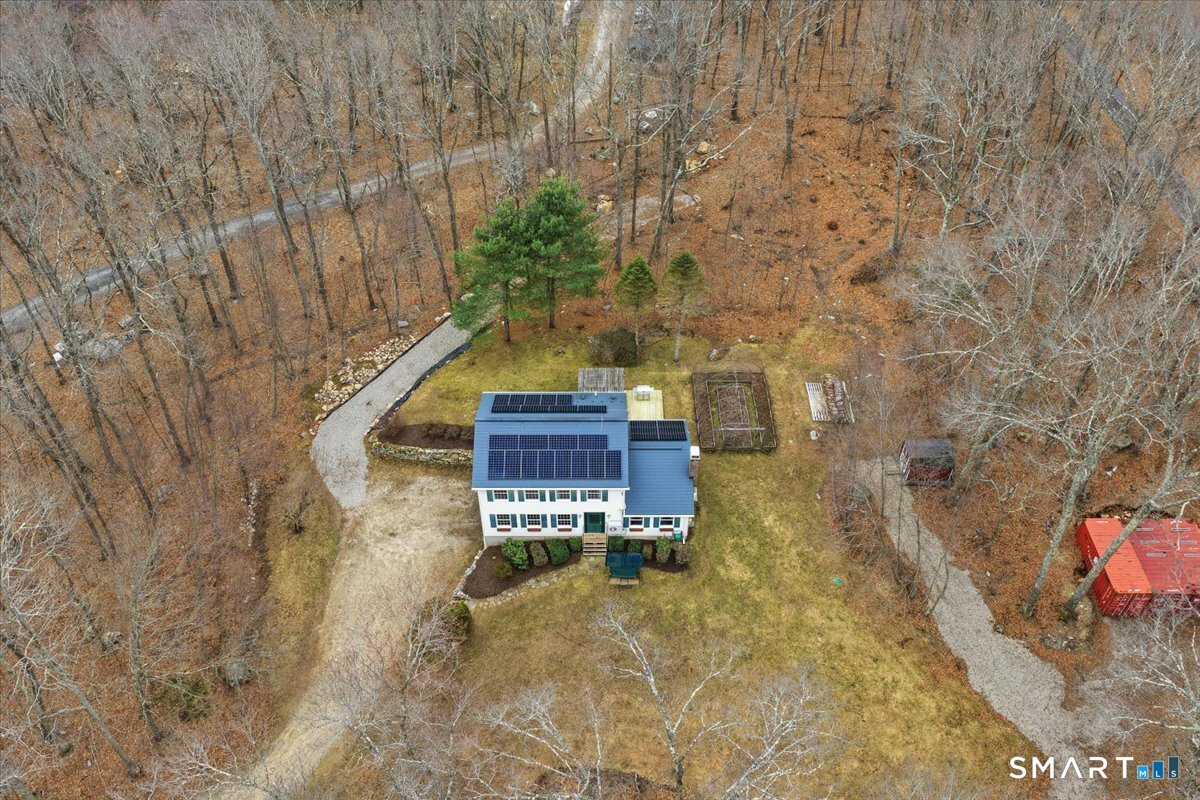 393 Forsyth Road Photo 36