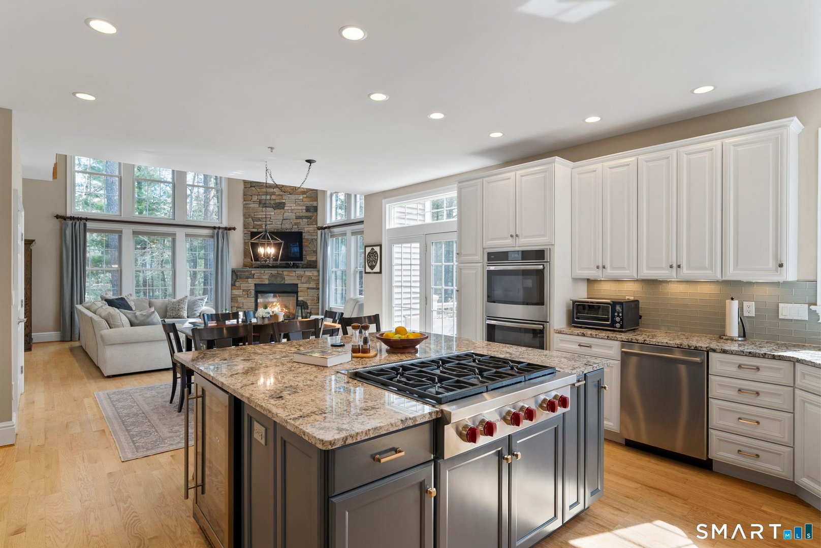 1197 Neipsic Road Photo 7