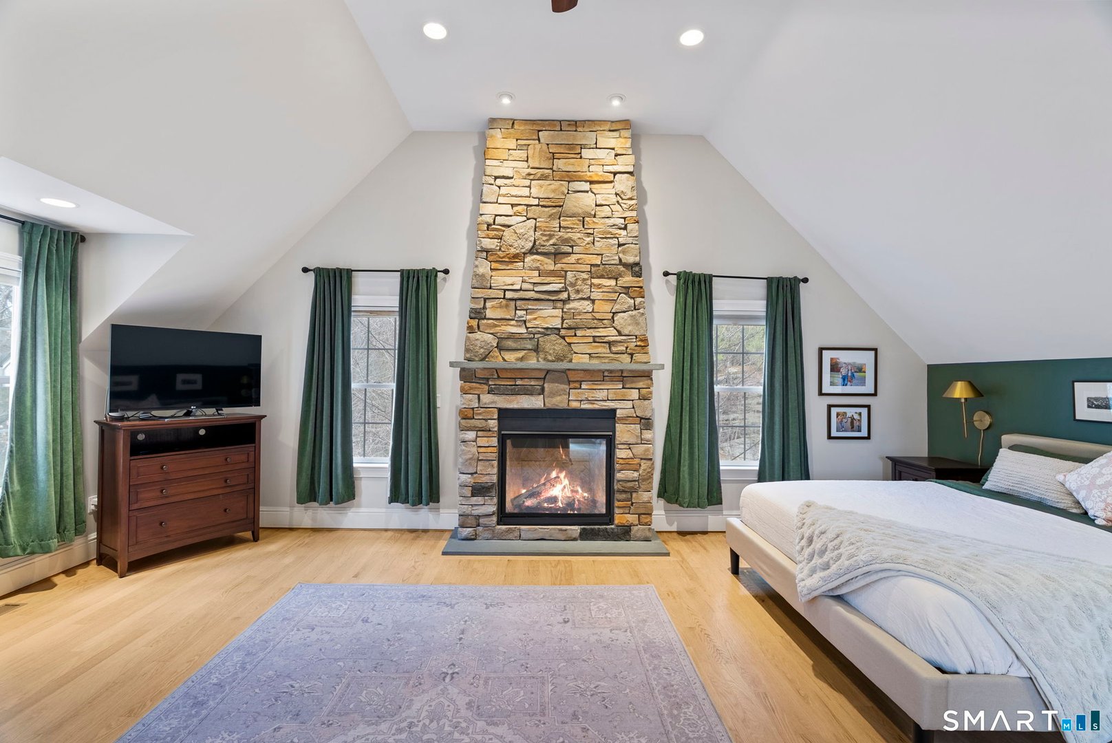 1197 Neipsic Road Photo 20