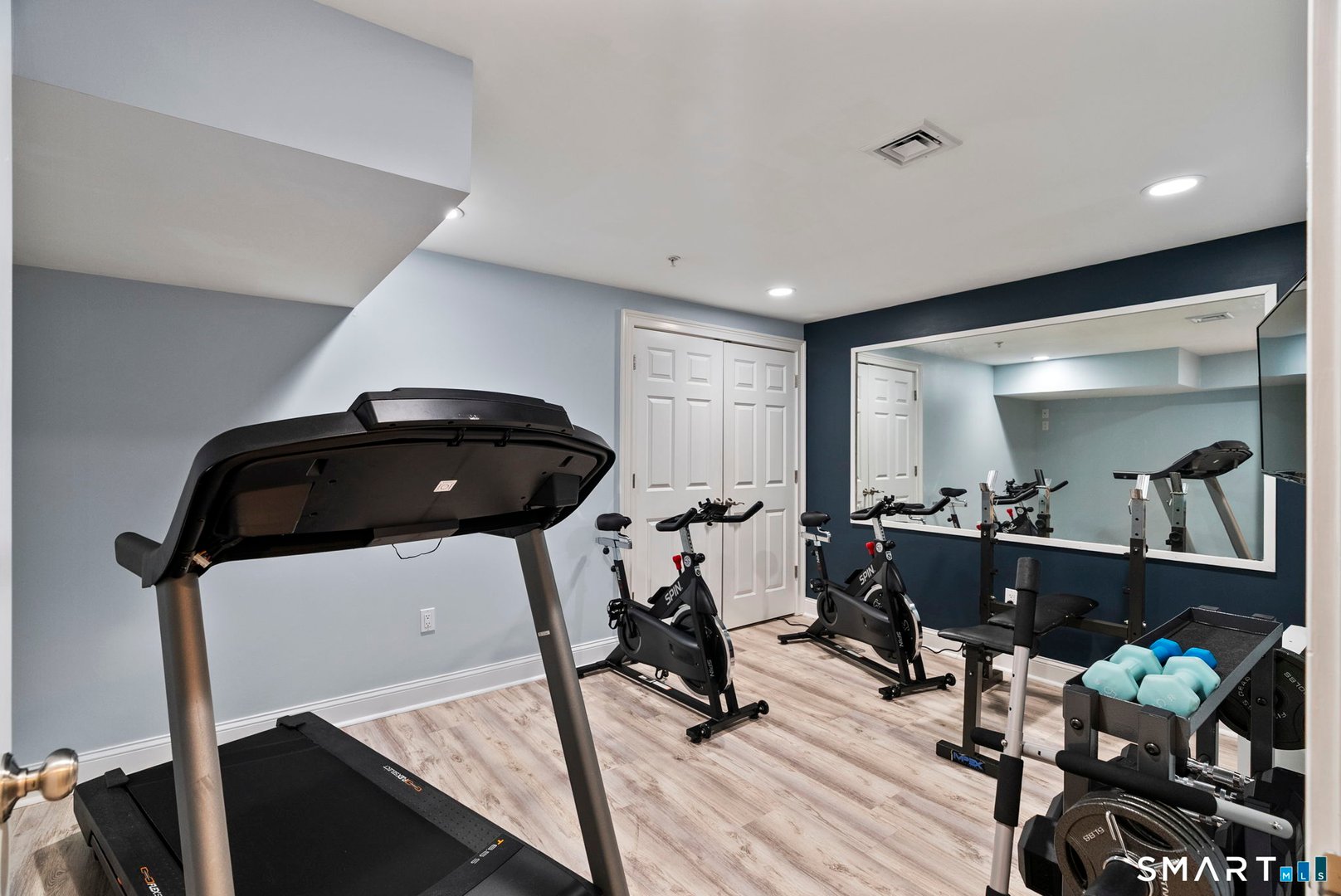 1197 Neipsic Road Photo 32