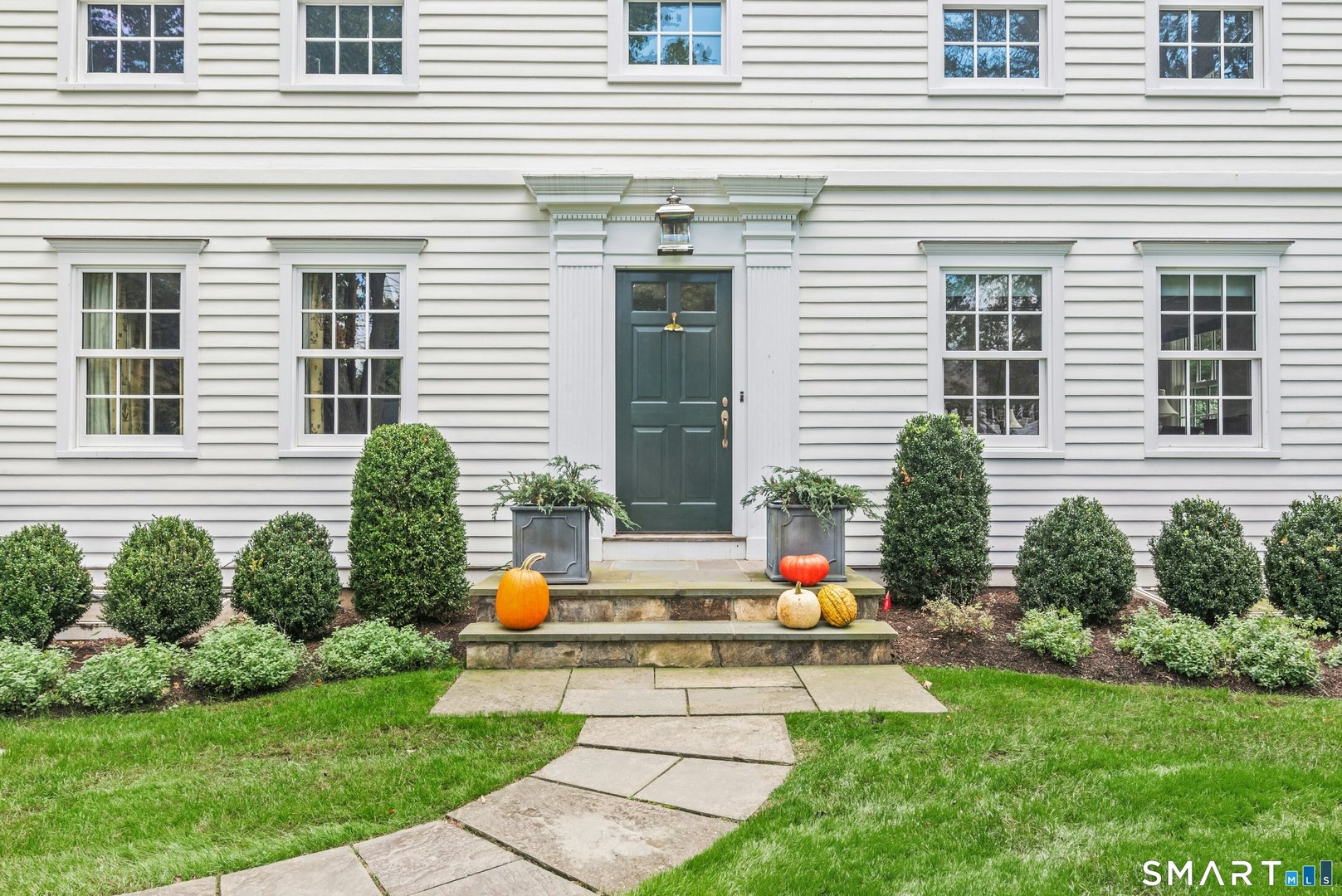 12 Sunset Road Photo 2