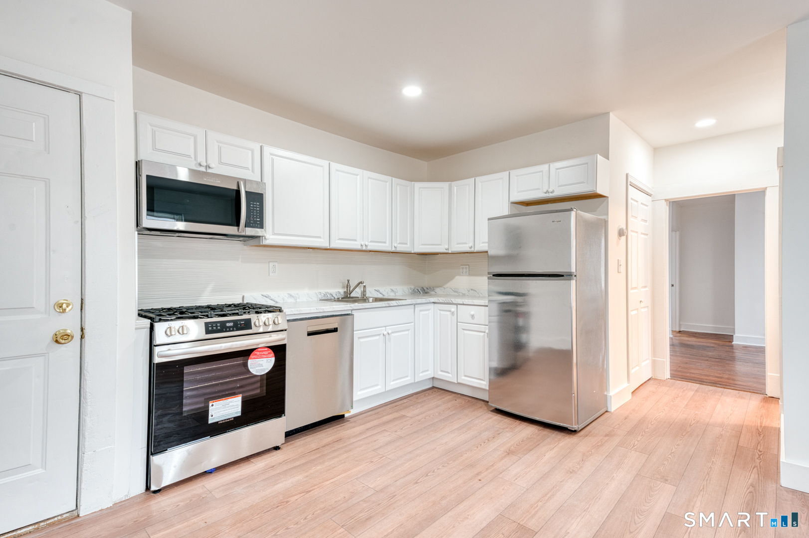 152 Oak Street  #3S Photo 5