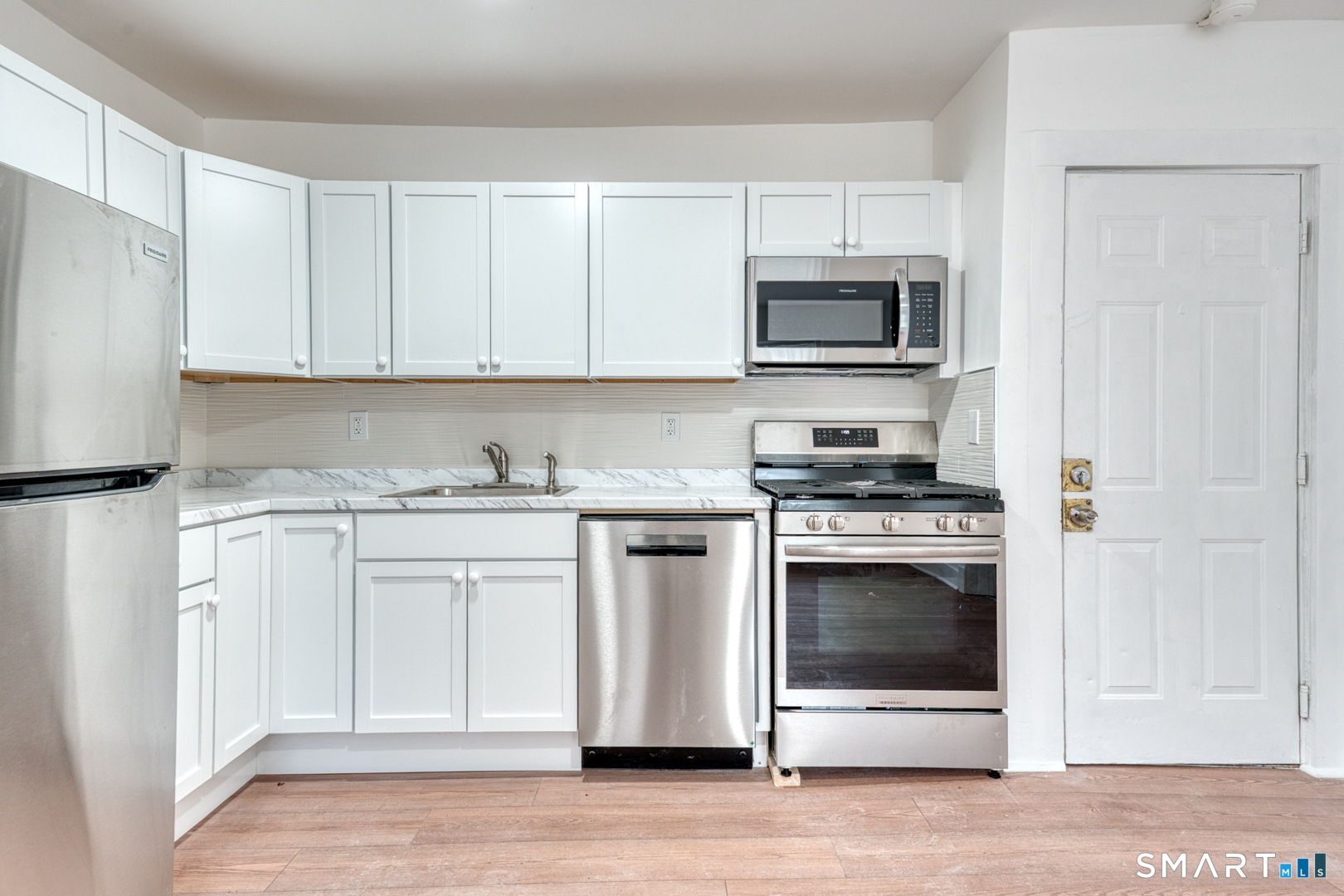 152 Oak Street  #1N Photo 8