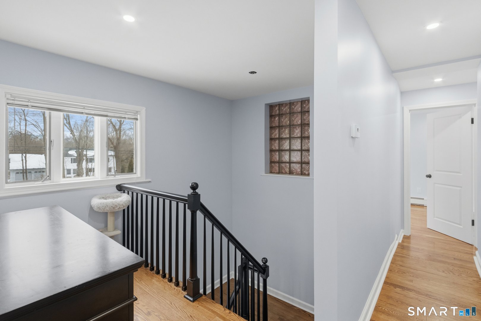 589 Racebrook Road Photo 21