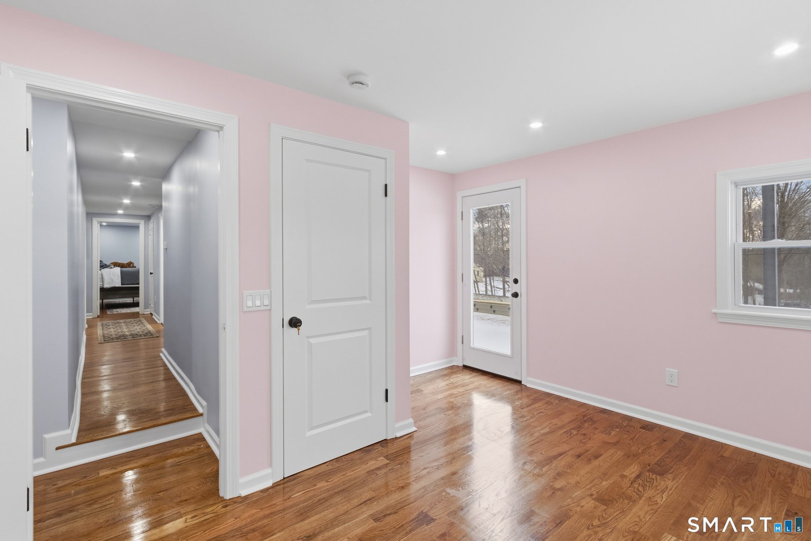 589 Racebrook Road Photo 25