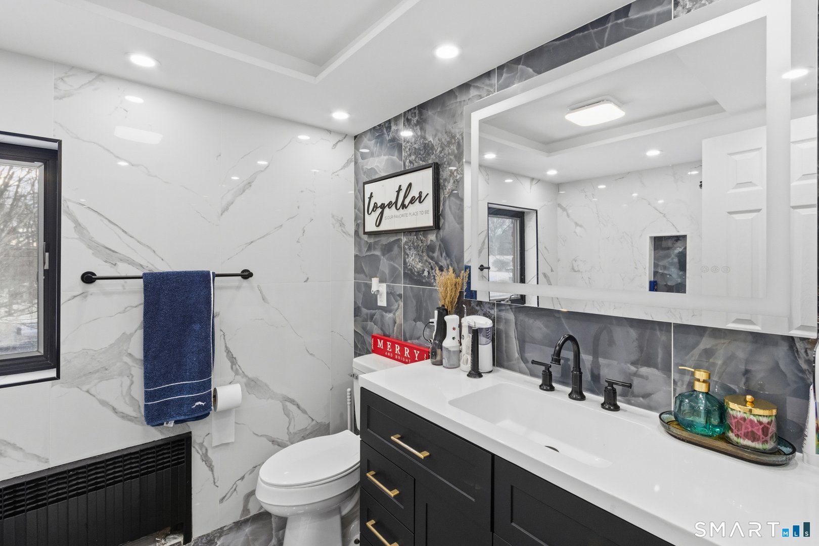 589 Racebrook Road Photo 31