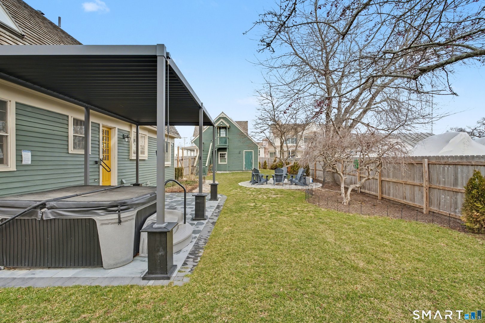 11 Smith Avenue Photo 35