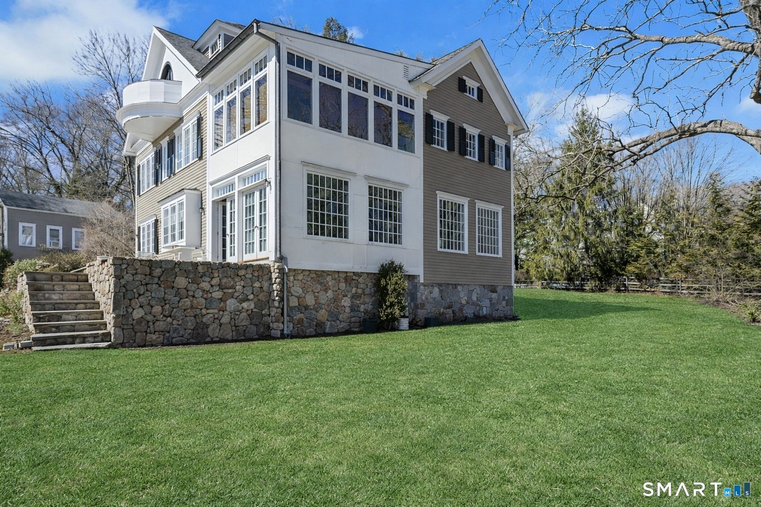 32 Steep Hill Road Photo 3