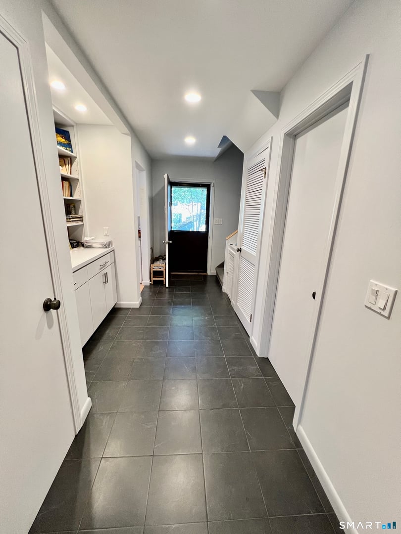 330 Ledge Drive Photo 12