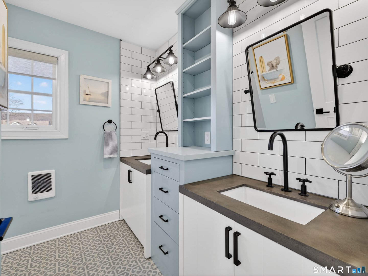 22 Park Drive Photo 16