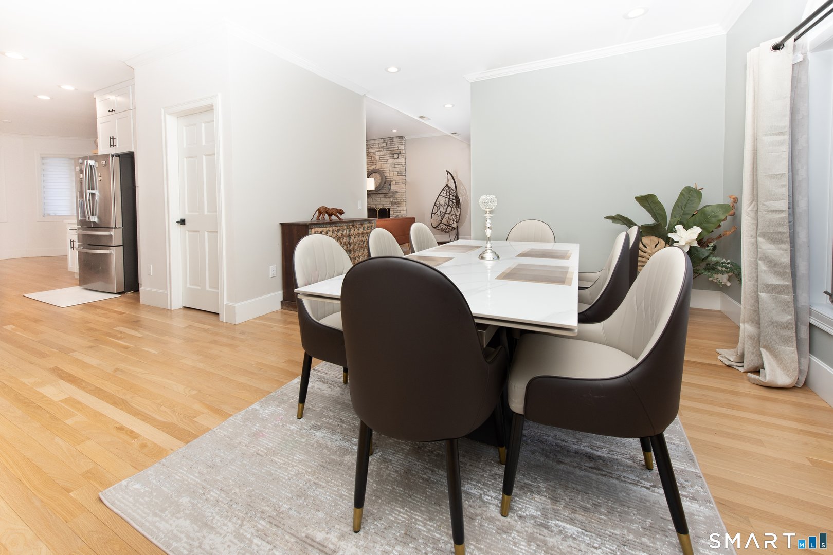 35 Golden Hill Lane Photo 9